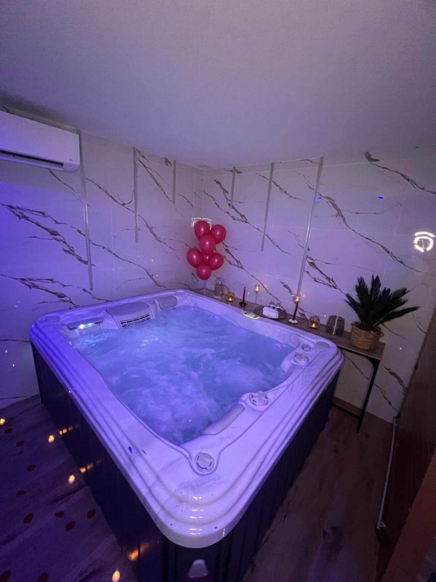 Evasion Spa 10 Saint-Lye Bagian luar foto