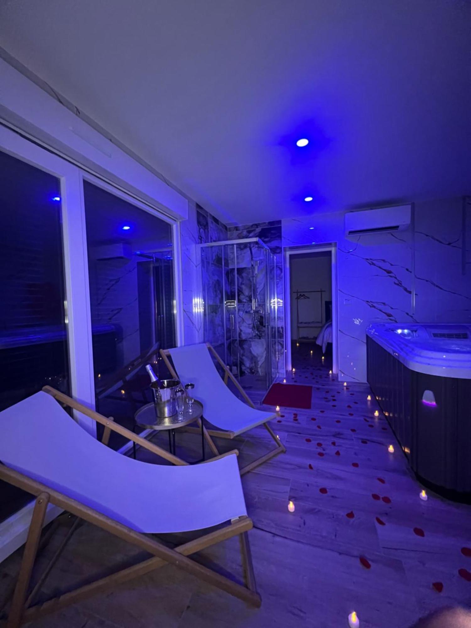 Evasion Spa 10 Saint-Lye Bagian luar foto